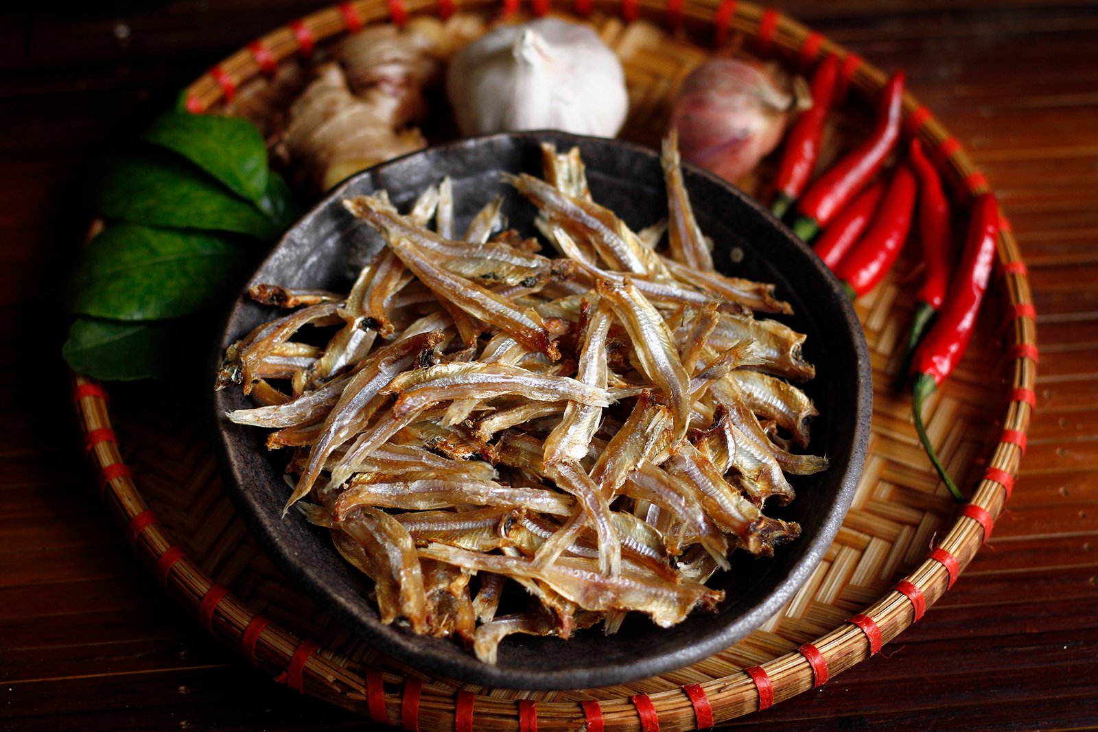 Giải mã chi tiết từng trường hợp mơ thấy cá cơm