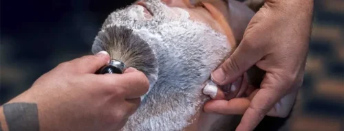 Mơ Thấy Cạo Râu Là Điềm Tốt Hay Xấu? Con Số May Mắn Liên Quan