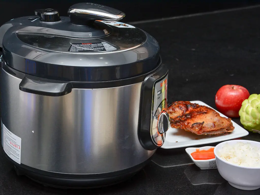 Mơ thấy nồi áp suất đang nấu sôi