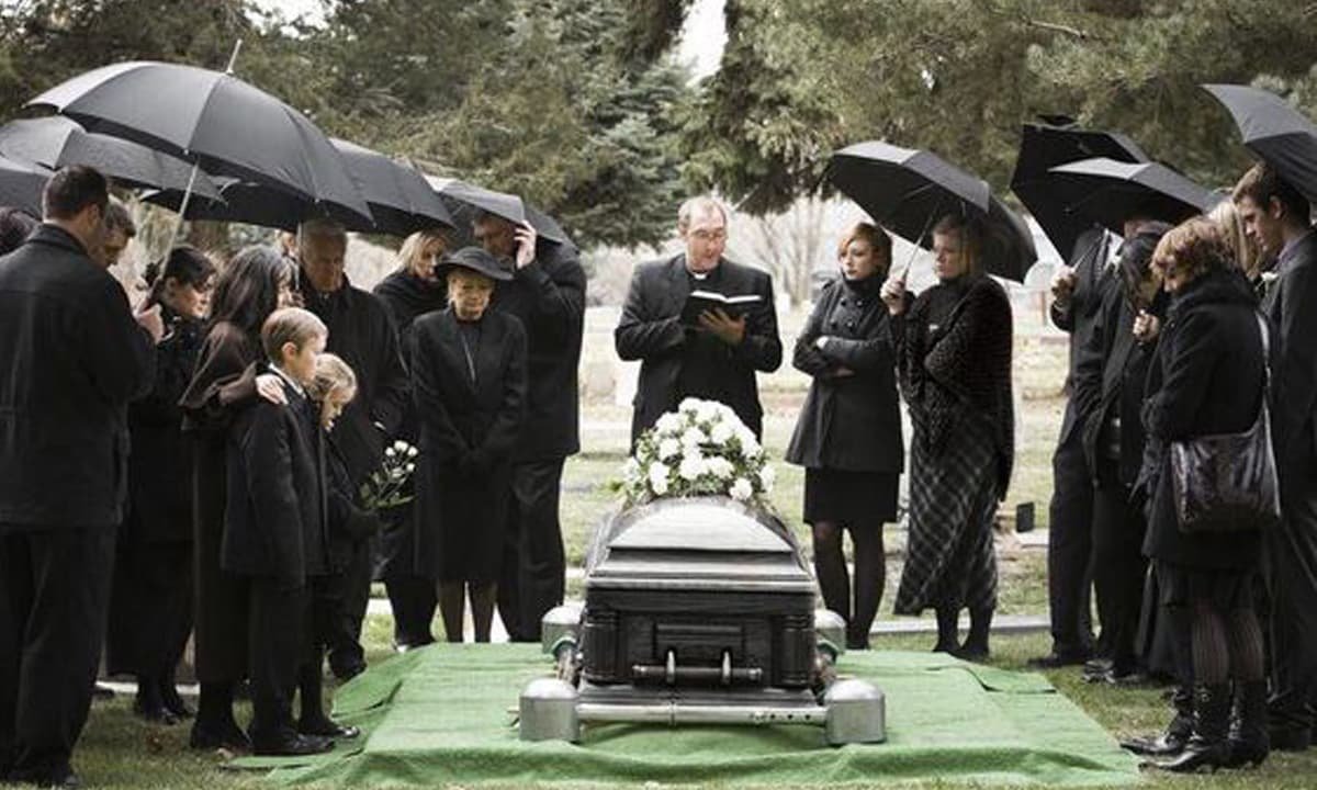 Ý nghĩa chung của giấc mơ thấy đưa tang