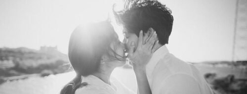 Giải mã giấc mơ thấy nụ hôn qua góc nhìn tâm linh và cảm xúc