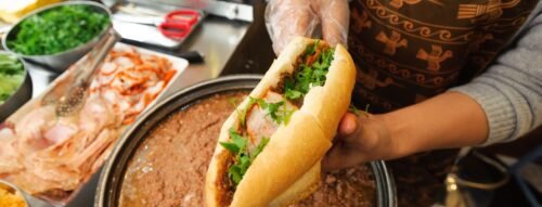 Mơ Thấy Người Ăn Bánh Mì Là Tốt Hay Xấu? Ý Nghĩa Bất Ngờ Phía Sau