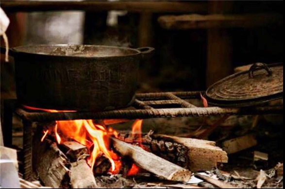 Tạo khung cảnh ấm áp gia đình Việt.