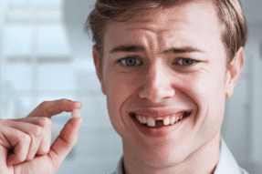 Mơ Thấy Bị Rụng Răng Là Điềm Gì? Giải Mã Giấc Mơ Rụng Răng Chi Tiết Nhất