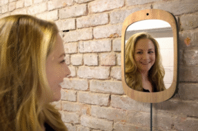 Mơ Thấy Bộ Mặt Đẹp – Giấc Mơ Báo Hiệu Vận May Và Cơ Hội Thay Đổi Cuộc Đời