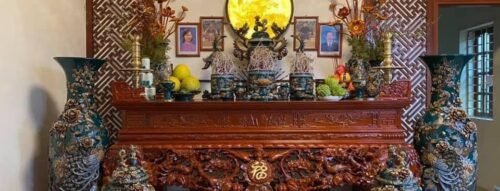 Mơ thấy hai bàn thờ là điềm lành hay cảnh báo tâm linh?