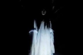 Nằm mơ thấy ma đuổi: Thông điệp ẩn sau nỗi sợ hãi