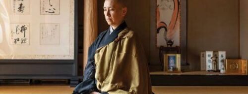 Bật mí ý nghĩa khi bạn mơ thấy ông sư ghé thăm