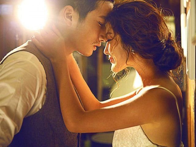 Mơ bắt quả tang vợ ngoại tình