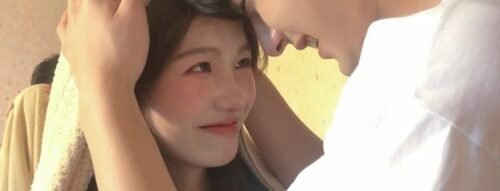 Giải mã giấc mơ thấy yêu người nổi tiếng và những điềm báo khó ngờ