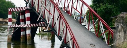 Mơ Thấy Cầu Sập Báo Hiệu Biến Động Trong Cuộc Sống