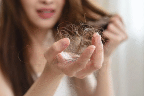 Mơ Thấy Rụng Tóc – Giải Mã Giấc Mơ Và Con Số Liên Quan Chuẩn Xác Nhất