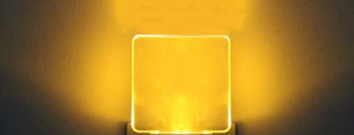 Mơ Thấy Ánh Đèn Vàng Và Những Điềm Báo Ẩn Sau Giấc Mơ